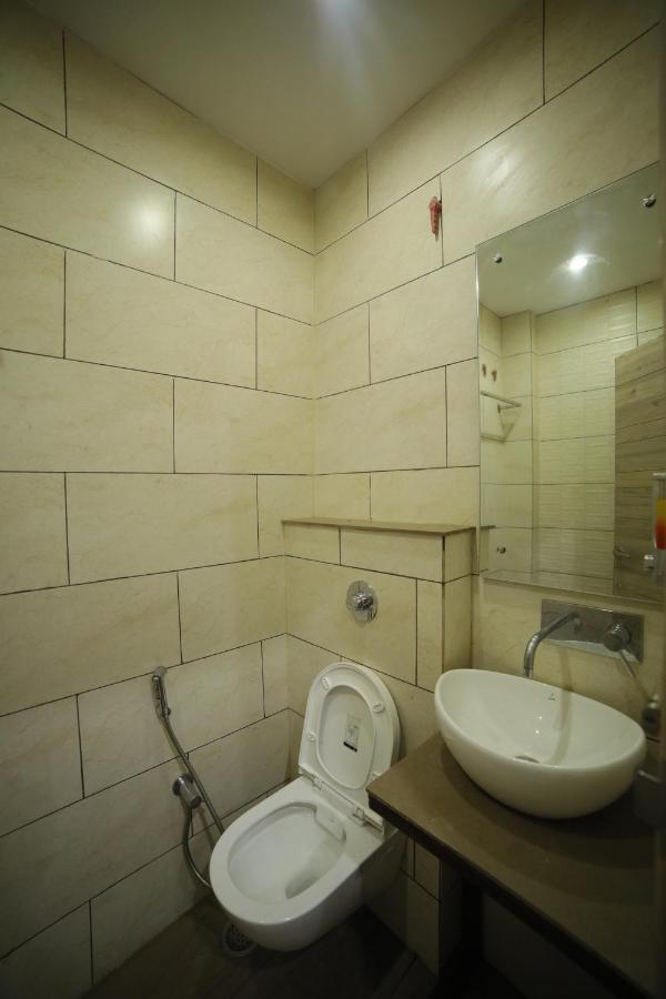 Hotel Shri Ram Residency آغْرا المظهر الخارجي الصورة