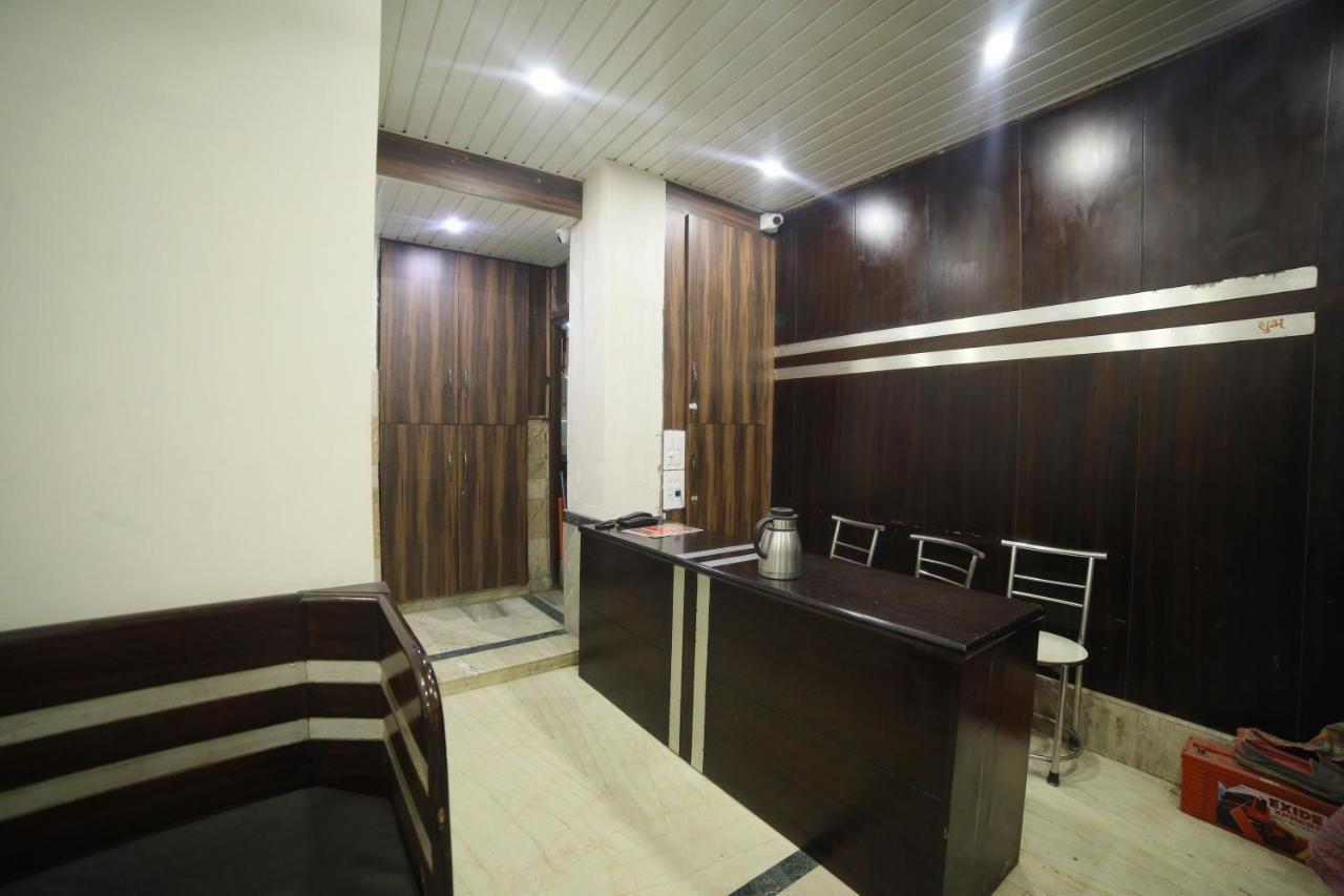 Hotel Shri Ram Residency آغْرا المظهر الخارجي الصورة